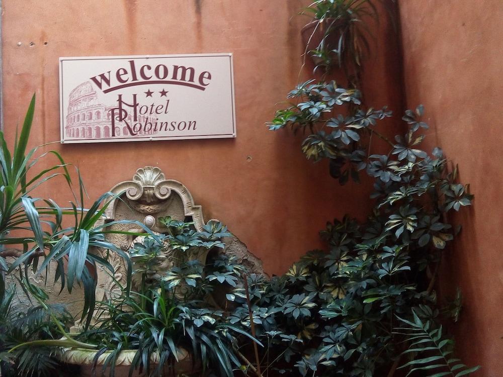 Hotel Robinson Rome Bagian luar foto